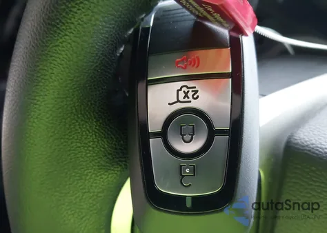 2022 Ford Explorer Xlt z USA, uszkodzony, nr VIN 1FMSK7DH4NGC16648